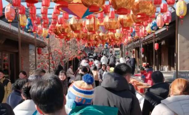 闪电评论丨人气旺、活力足，这个春节，山东交出文旅消费亮眼答卷